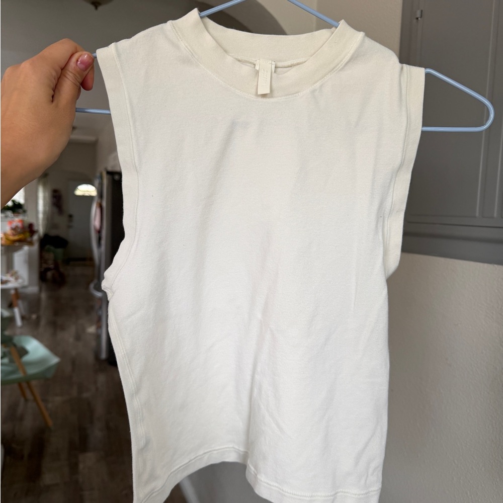 Skims Sleeveless Off White Cream Top